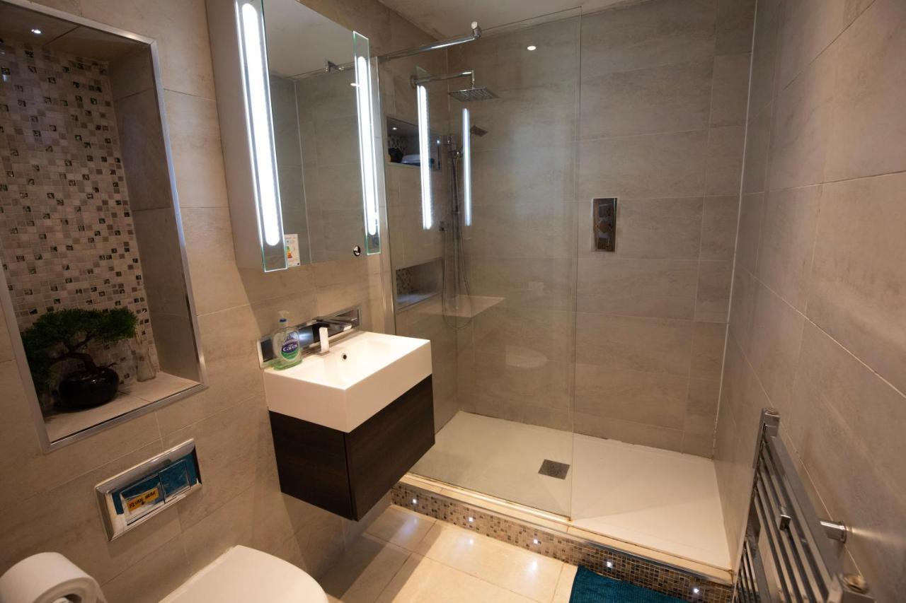 London Luxury Holiday Home B Екстер'єр фото